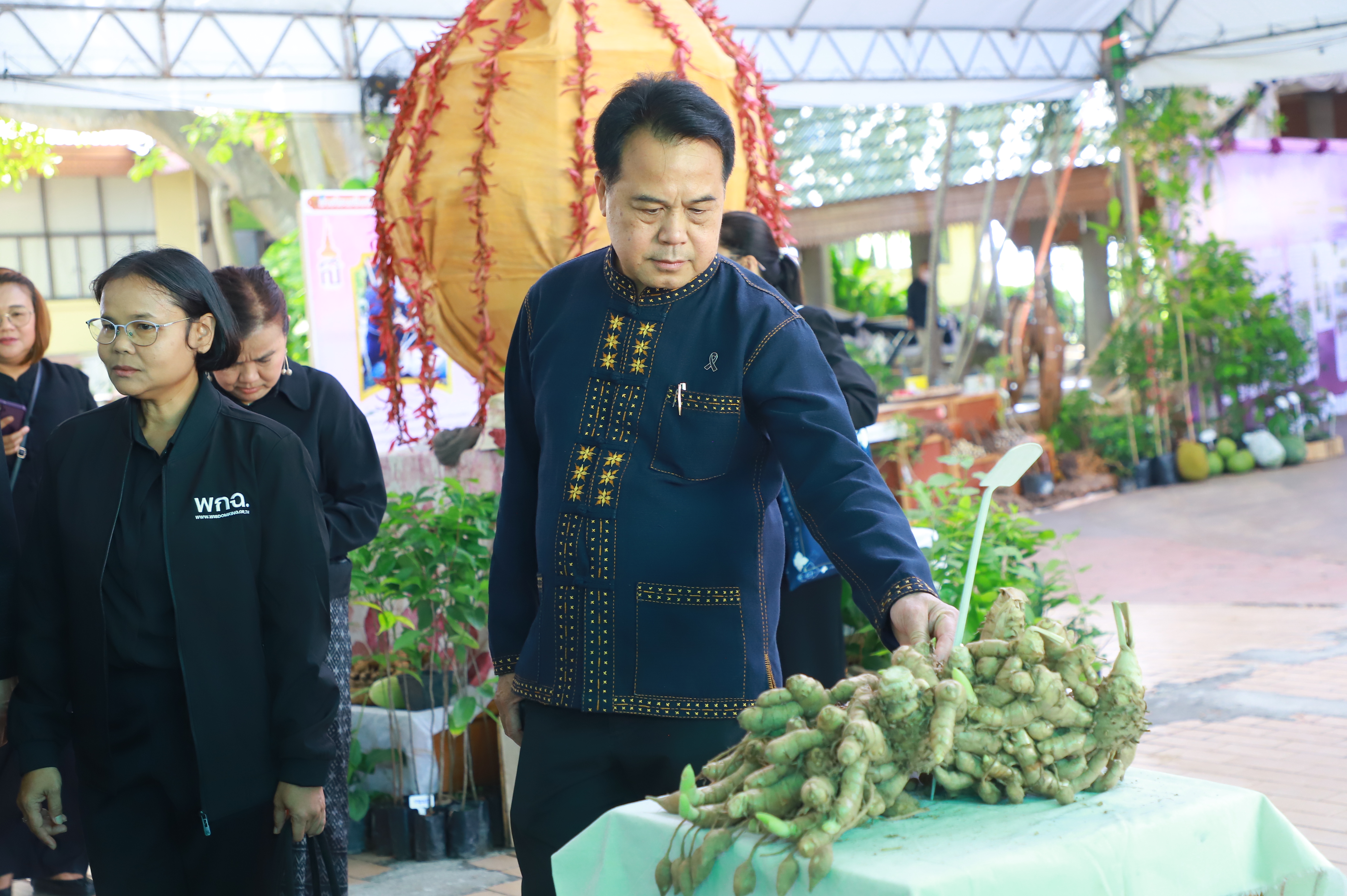 title - รองเลขาฯ ส.ป.ก. ร่วมงานมหกรรม “จากพันธุกรรม สู่ความยั่งยืน” รวมพลังอนุรักษ์ทรัพยากรไทย สร้างความมั่นคงทางอาหารอย่างยั่งยืน และการพึ่งพาตนเองในยามวิกฤต